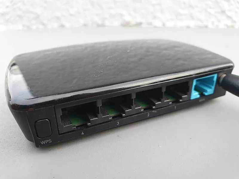 Does Antenna Direction Actually Matter on WiFi 7 Routers? We Tested Every Angle to Find Out